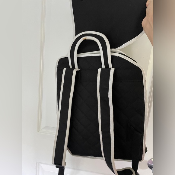 Authentic Jump from Paper Graffiti Spaceman Black Backpack - Picture 6 of 9